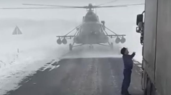 helicopter pilot asks trucker for directions