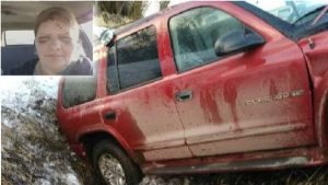 truck driver save woman who crashed into ditch