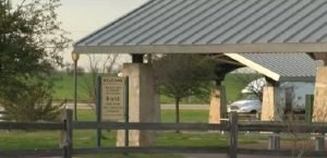 rest area trucker helps deputy